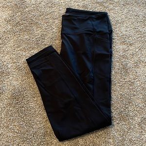Black Victoria sport leggings with pockets
